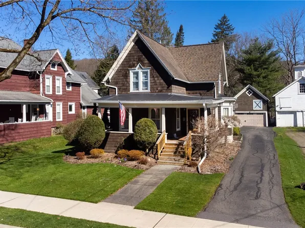 59 Center St, Oneonta, NY 13820