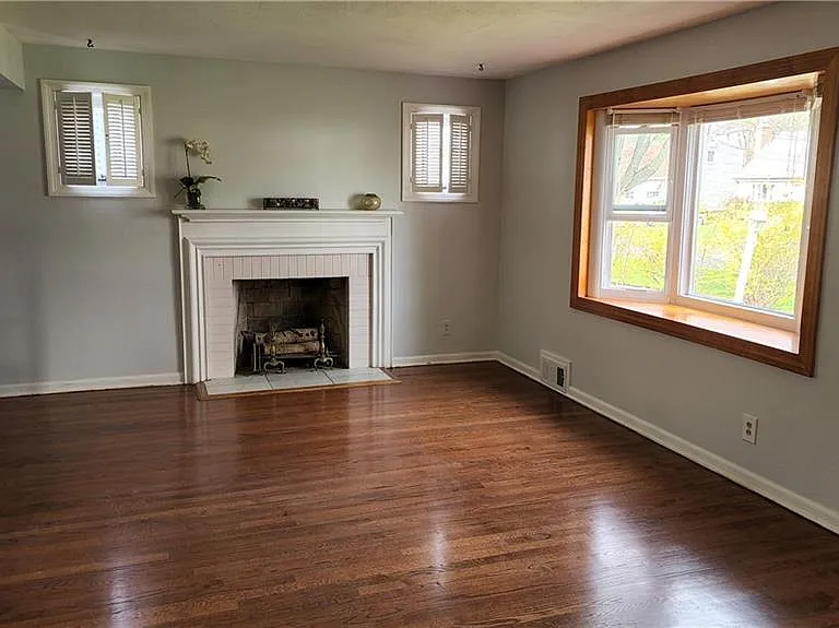 25 Madsen Rd — Photo 2