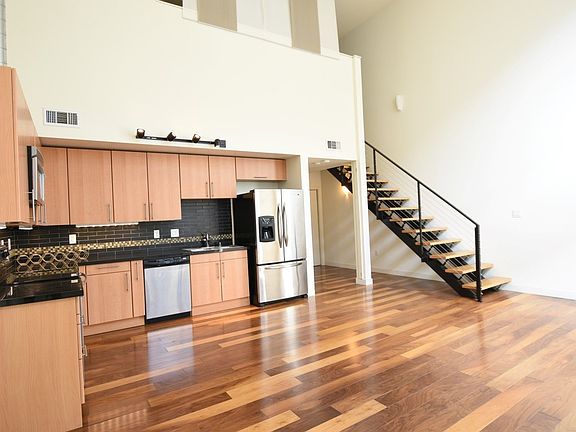 5th image of 88 Bush St Unit 2108