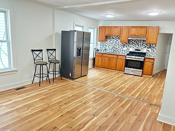 Kitchen / Living Room