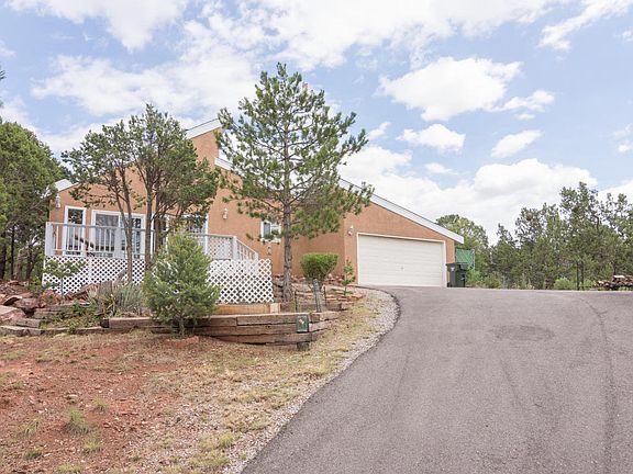 2nd image of 43 Jennifer Dr