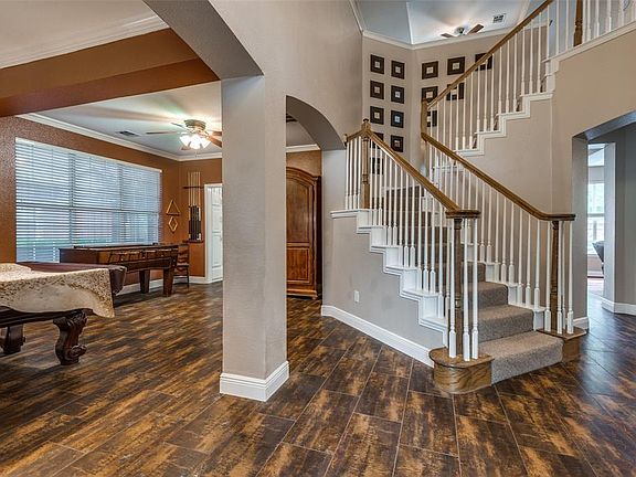 4th image of 5411 Galahad Ln