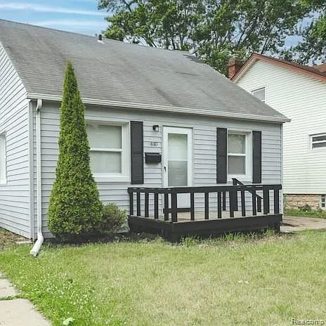 440 Jewell St photo 1