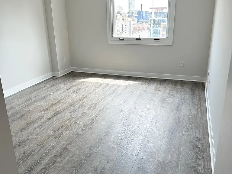121 Washington Ave S #1412 — Photo 5