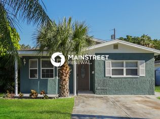 1833 Shore Acres Blvd NE, Saint Petersburg, FL 33703