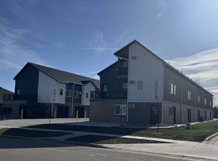 2014 & 2016 Kemp Pl E #6, Watertown, SD 57201
