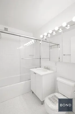 Rented by Bond New York | media 6