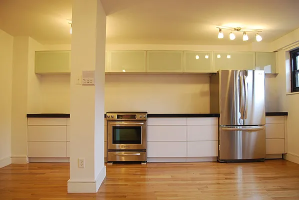 Rented by Bohemia Realty Group | media 1