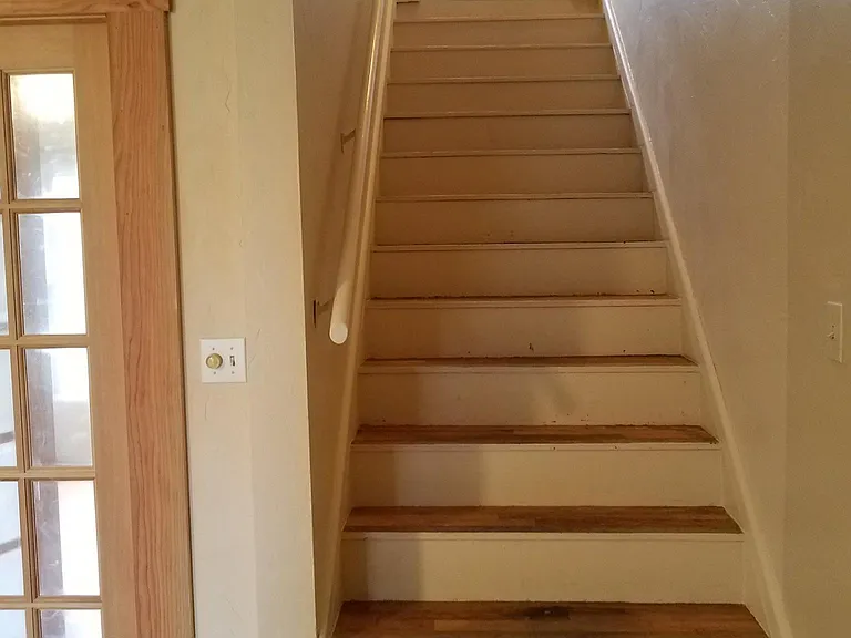 678 Normal Ave — Photo 9
