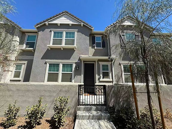 2nd image of 3973 E Carmel Privado