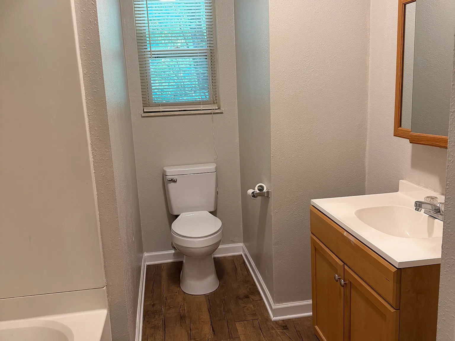 3 bed, 1080 sqft, $1,550 — Photo 4