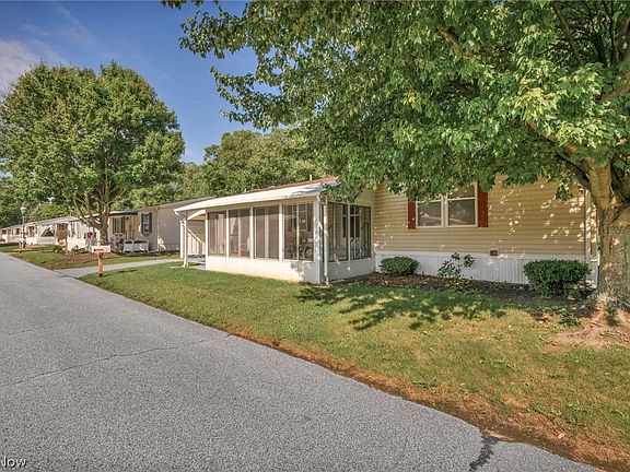 5th image of 16 Cherry Ln