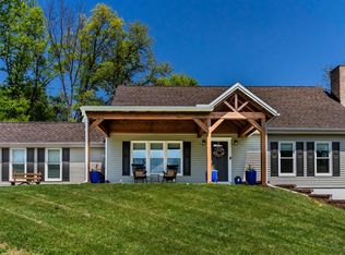 60 Bunker Ln, Etters, PA 17319