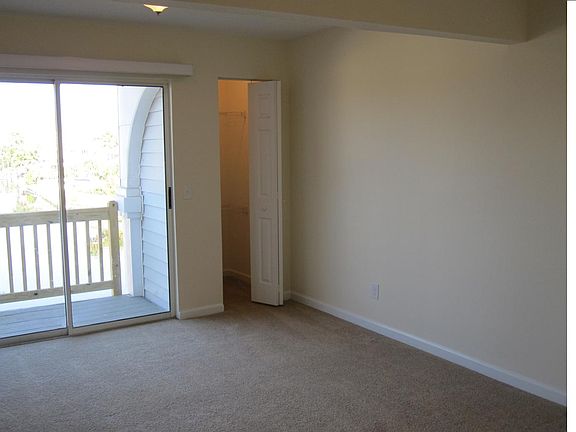 New carpet upstairs