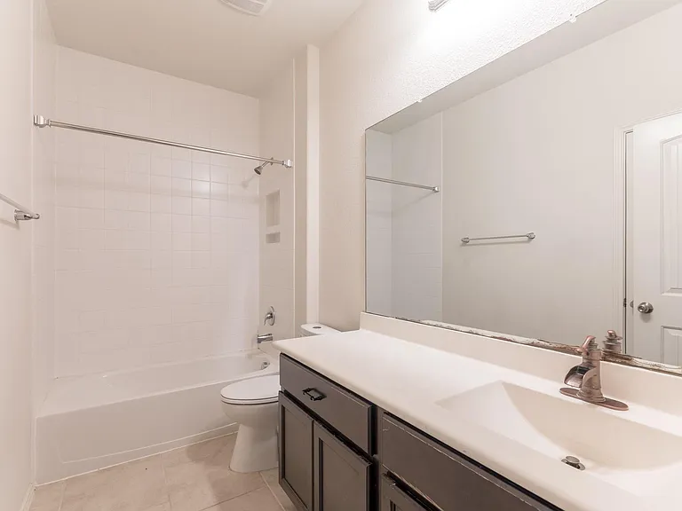 138 Meadow Grove Dr — Photo 34