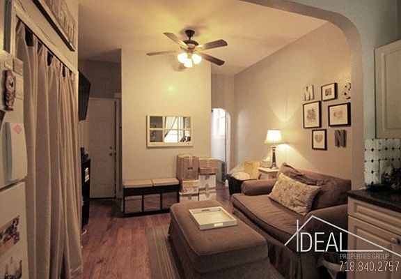 2nd image of 597 Carroll St APT 2