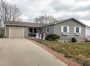 1674 Alpha Ave, Dubuque, IA 52001