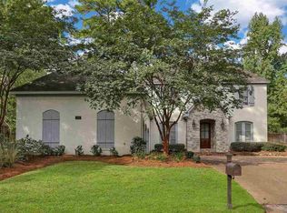 520 Heatherstone Ct, Ridgeland, MS 39157