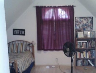 3rd image of 3301 N Southport Ave