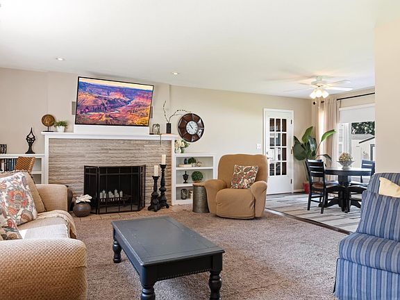 3rd image of 644 Orchard Dr