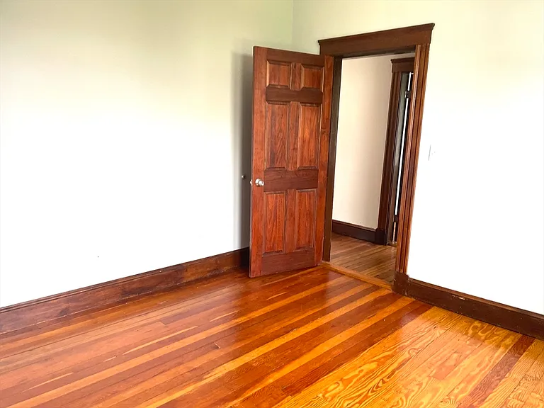 28 Montebello Rd #2 — Photo 19