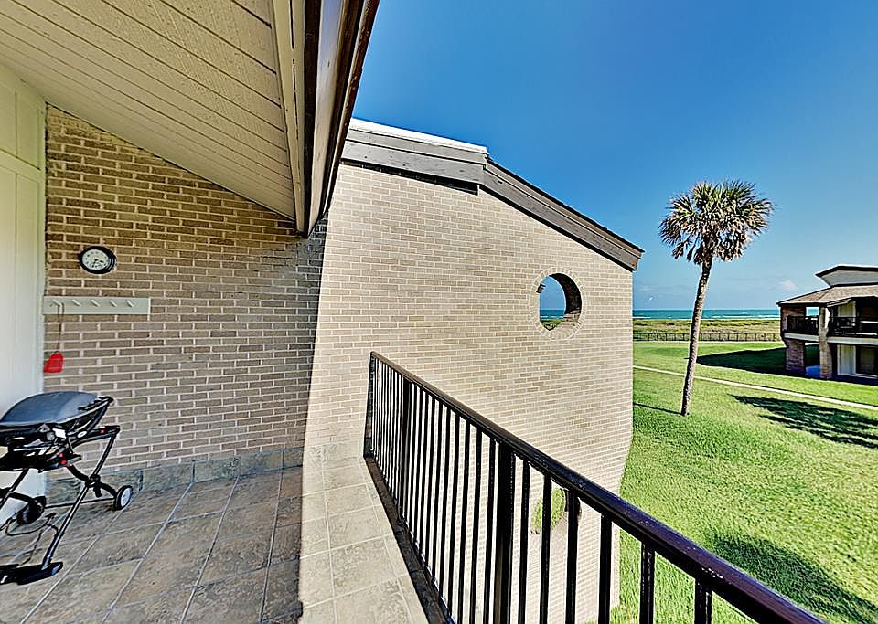 1st image of 1010 Padre Blvd #209