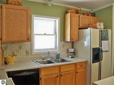 4th image of 4080 Holiday North Ct