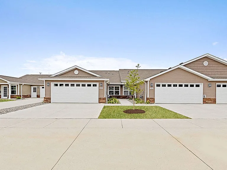 Apartments with Attached Garages