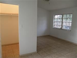 3rd image of 623 Columbus Pkwy APT B
