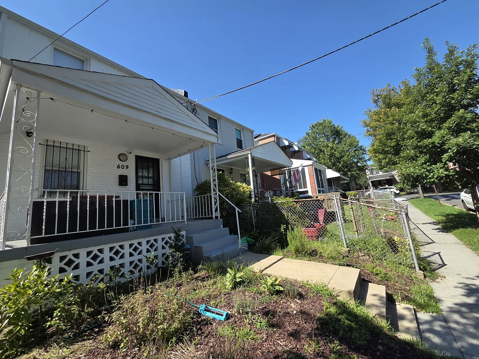 3 bed, 1224 sqft, $3,150 — Photo 2