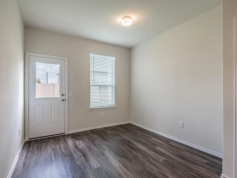 5715 Pampus Prairie Rd — Photo 13