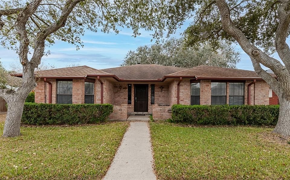 1st image of 3009 Hilldale Dr
