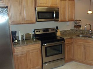 8693 Bardmoor Blvd APT 101B, Seminole, FL 33777