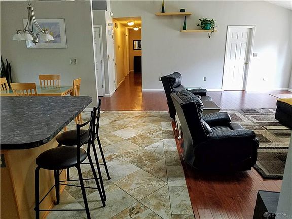 3rd image of 8246 Waynesboro Way