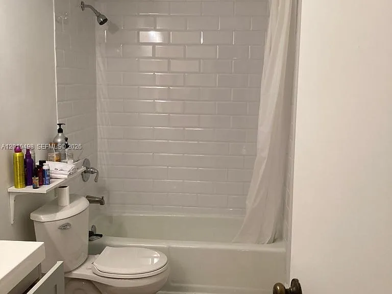 780 NE 69th St #506 — Photo 15
