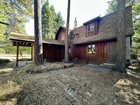 2nd image of 701 Cedar Valley Rd