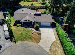 7447 NE 156th St, Kenmore, WA 98028