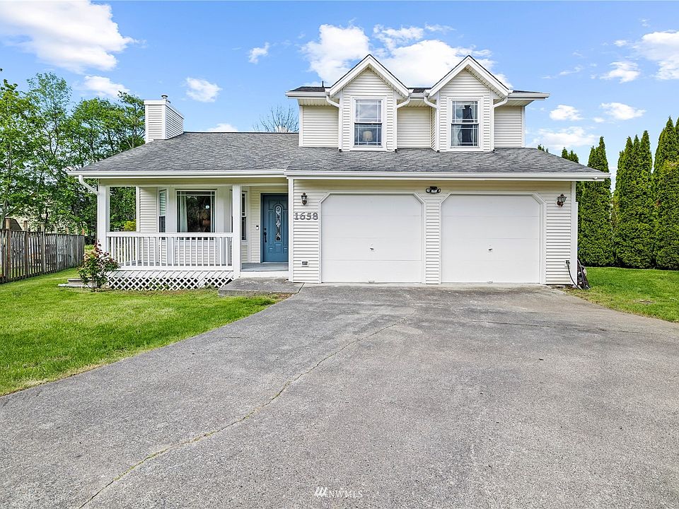 Quiet end of a cul-de-sac with privacy
