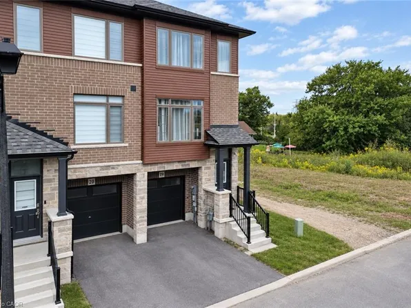 61 Soho St #19, Hamilton, ON L8J 0M6