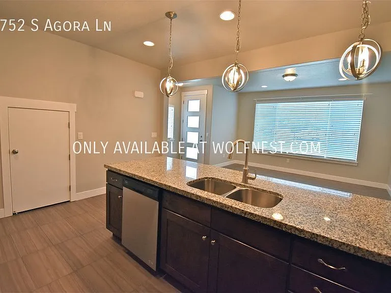 9752 S Agora Ln — Photo 6