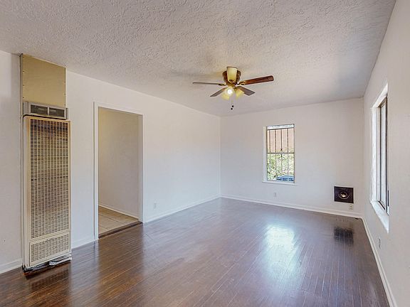 3rd image of 1002 San Lorenzo Ave NW