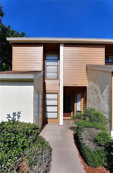 1st image of 3018 Clubview Dr #2