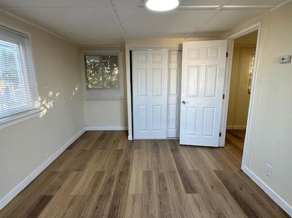 2940 Leonard St #2940