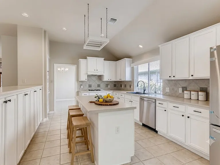 6312 Taylorcrest Dr — Photo 1