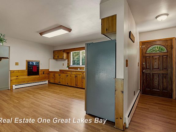 4th image of 6654 Davis Rd