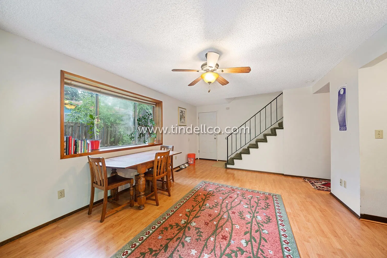 3 bed, 1.5 bath, 1360 sqft, $2,395 — Photo 3