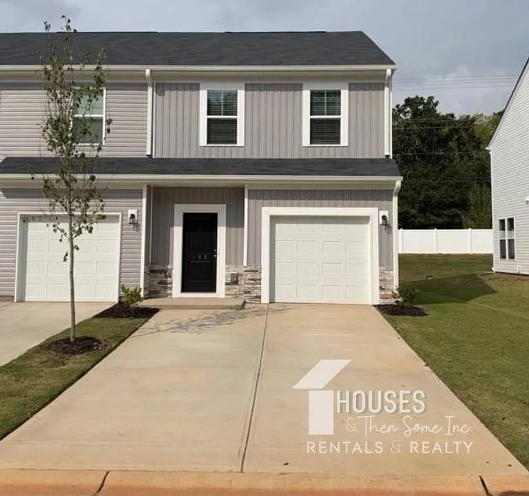 185 Randwick Ln