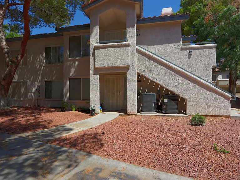 3071 Key Largo Dr #202 — Photo 3