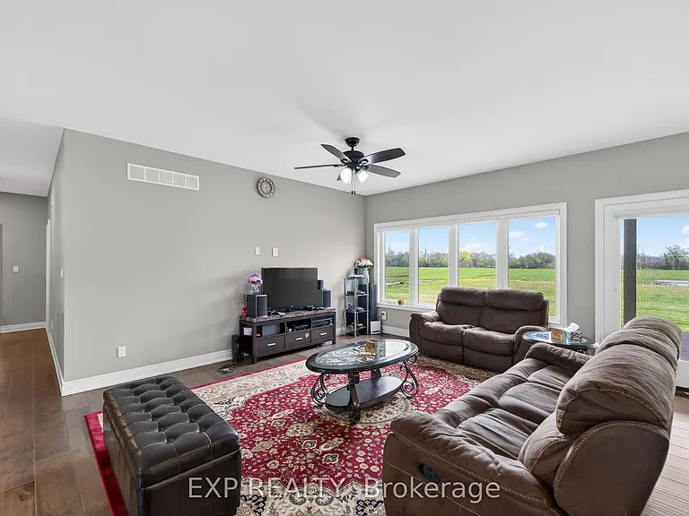 911 Wyldewood Rd — Photo 11
