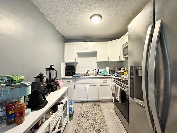3rd image of 3621 Kensington Ave